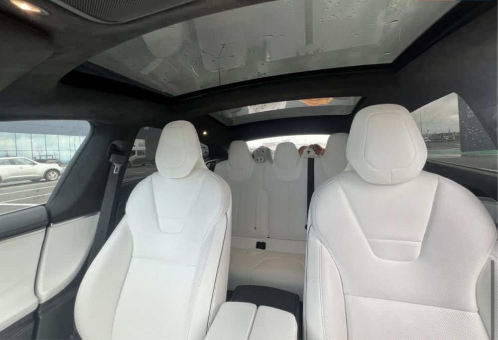 Tesla S 2017 р 75D Сама повна комплектація!