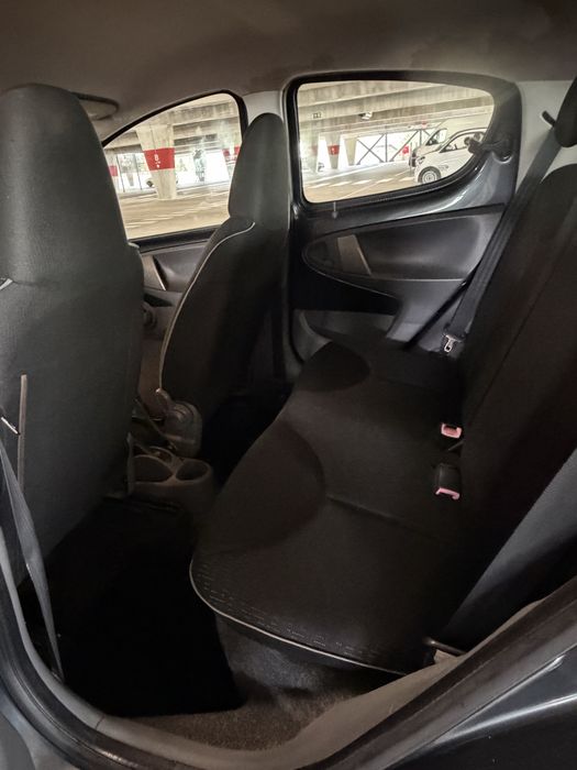 Peugeot 107 em bom estado de mecanica