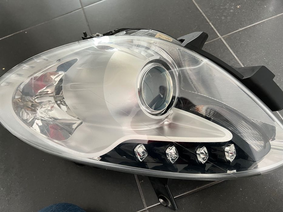 Óptica esquerda Alfa Romeu GiuLietta