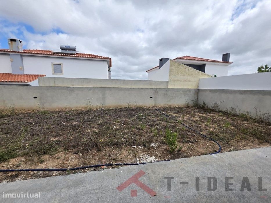 Moradia T4 Moderna na Lourinhã