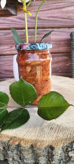 Grzyby marynowane rydze prawdziwki