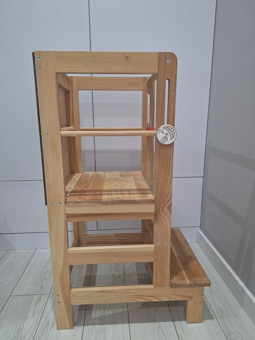 Helper kitchen z tablicą kredową