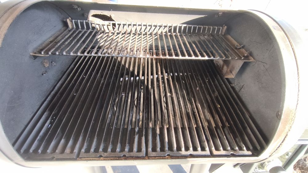 Grill, smoker Broil King Regal Pellet 400, żeliwne ruszta, różen