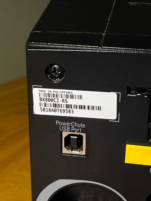 Джерело Безперебійного Живлення APC Back-UPS 800 ВА