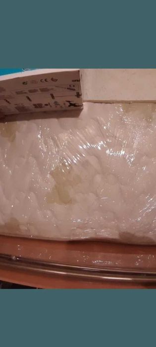 Camo de bebé com colchão com pouco uso.