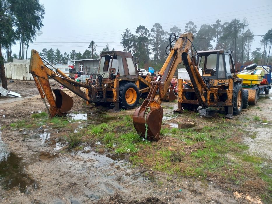 Varios- Trator Massey Ferguson 135 com documentos