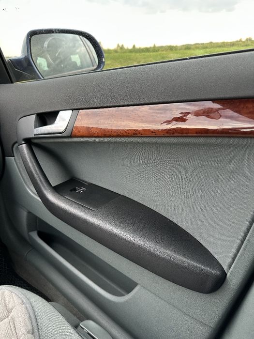 Автомобіль Ауді а3