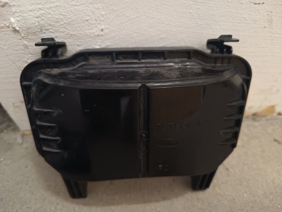 2szt. osłon lampy Ford Mondeo MK4 oryginalna