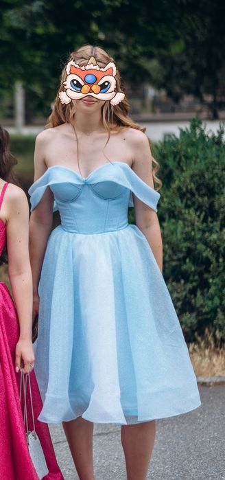 Продам випускну сукню