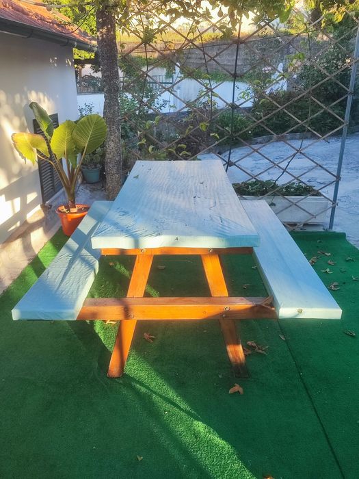 Mesa de jardim/ Picnic de madeira