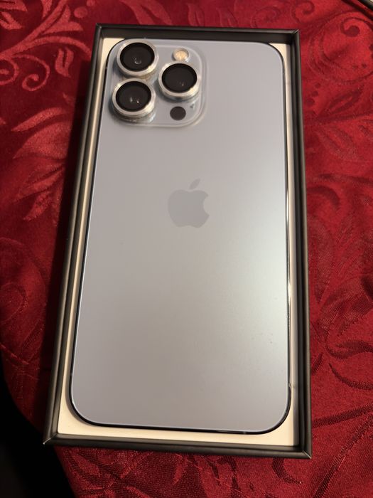 Iphone 13 PRO 256 gb Impecável + Airpods Pro + Pelicula