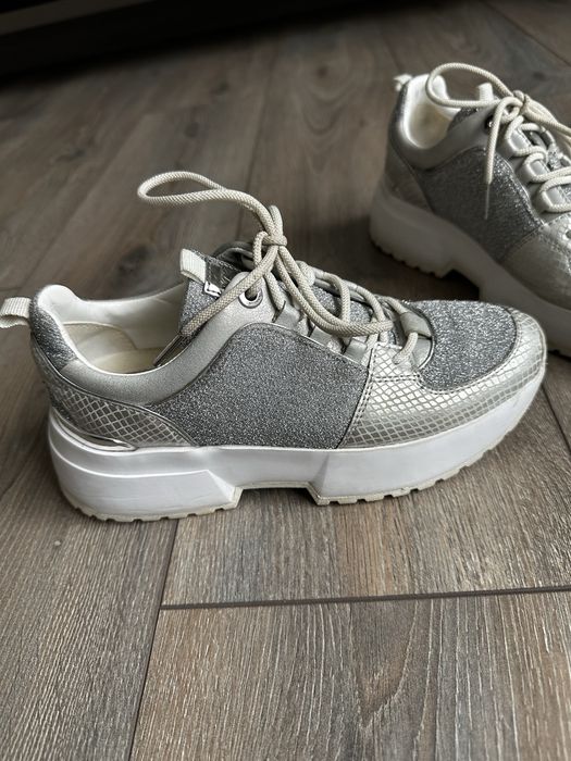 Кросівки Michael Kors оригінал розмір 35,5