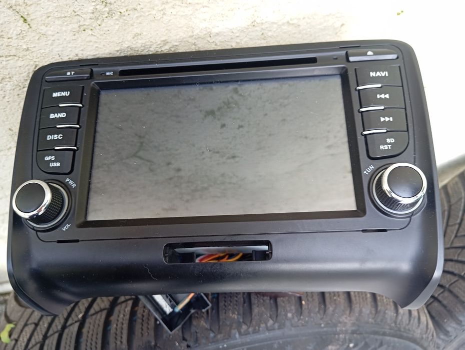 Vendo auto radio audi TT, em ótimo estado