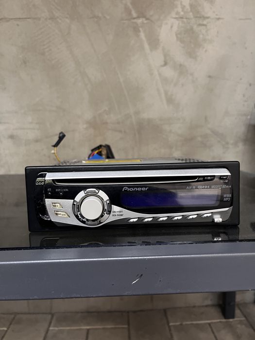 Продам автомагнитолу Pioneer deh-p40mp