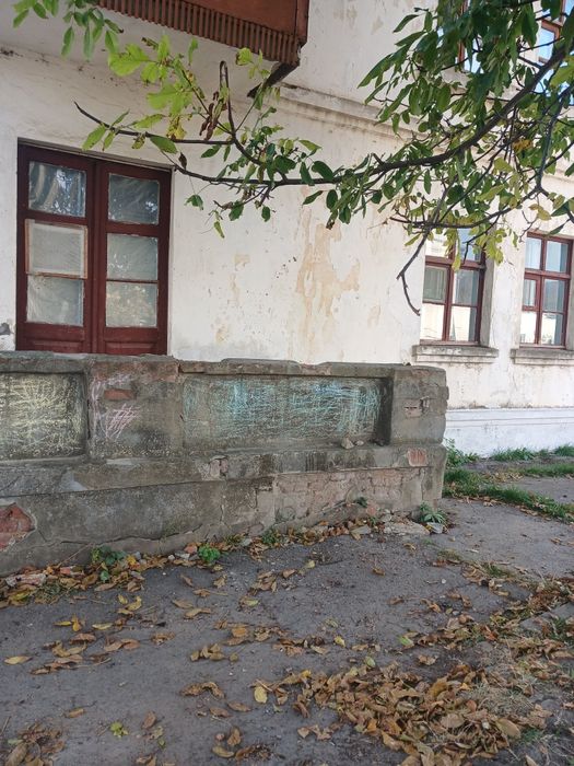 Продам 2-х кімнатну квартиру