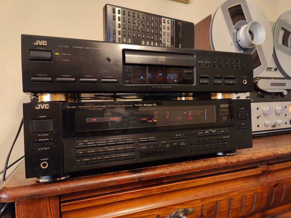 JVC-RM RX-501L + Pilot