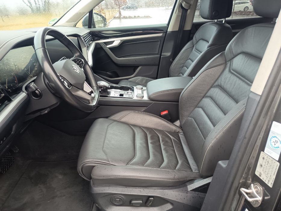 Авто Volksvagen Touareg