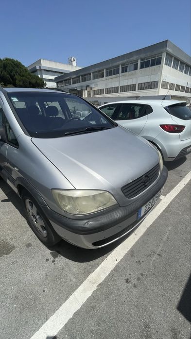 Vendo Opel  zafira Comfort diesel
