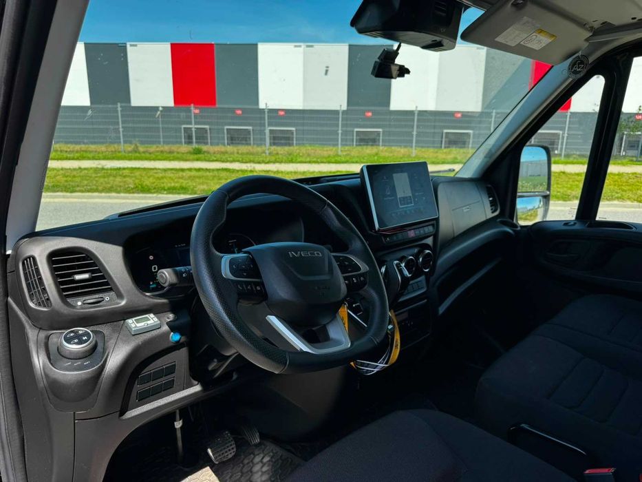 Iveco Daily laweta odstąpie leasing pomoc drogowa