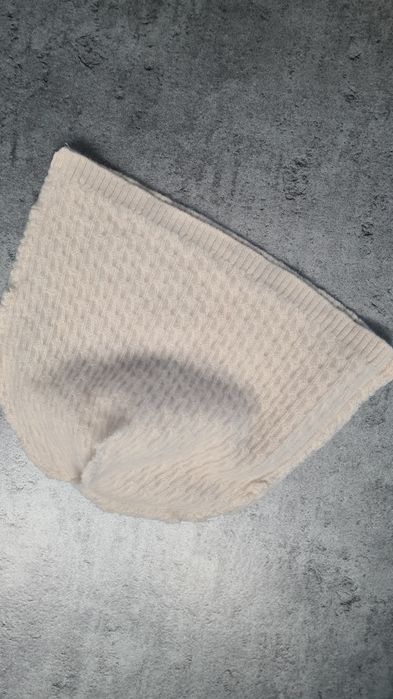Komplet czapka i mały komin 100% Kaszmir. Warkoczowy splot.