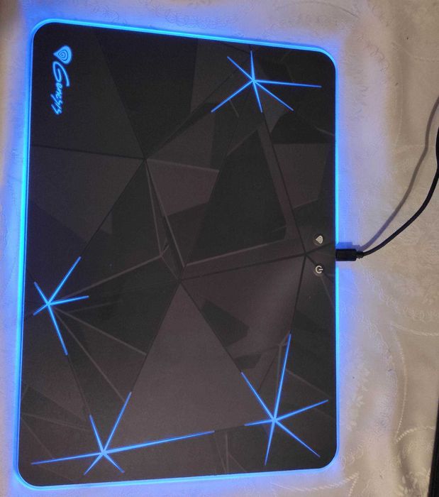 Podkładka Genesis Boron 700