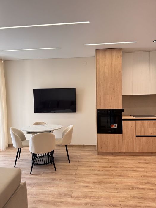 Продаж однокімнатної квартири з диваном| Центр | Однушка | 1,5 к |