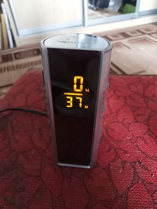 Прожам телевізор  годинник  радіо годинник.  Смарт приставку..