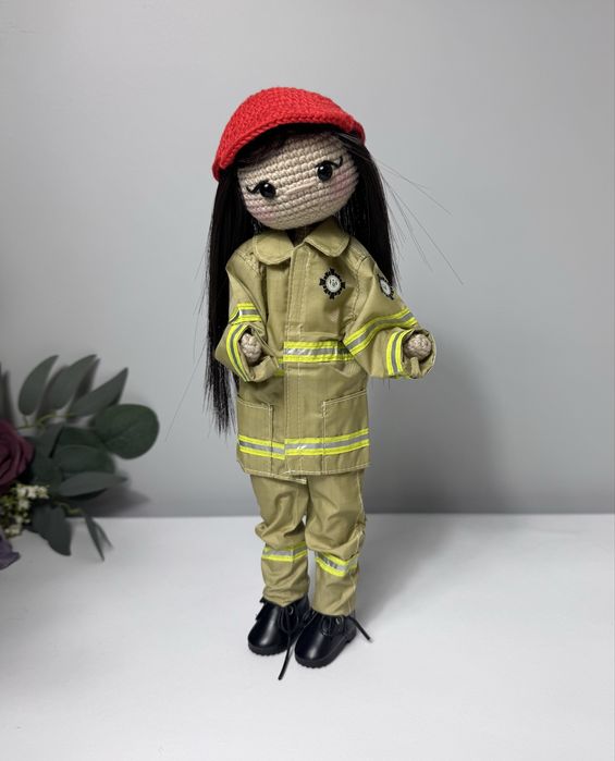 Lalka strażak 30cm