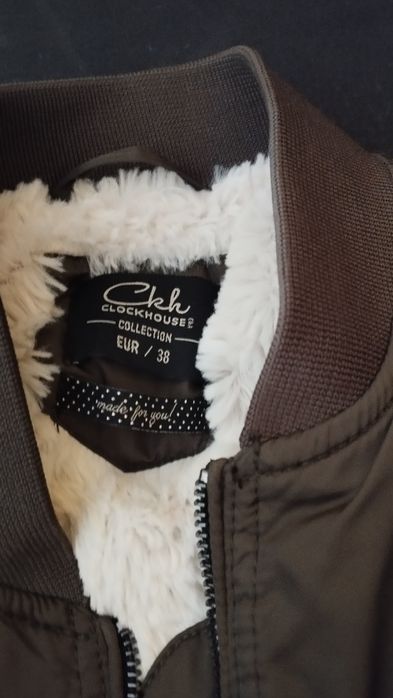 Blusão impermeável verde tropa Clockhouse