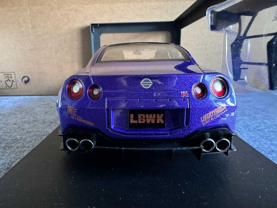 Nissan GT-R (R35) LB Work Body Kit 2.0 - 1/18 - Solido