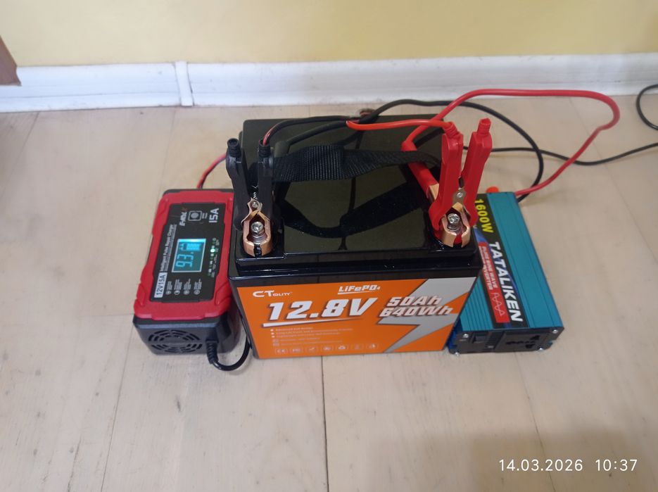 Модульная зарядная станция 220В 1.6 кВт | LiFePO4 640Wh |