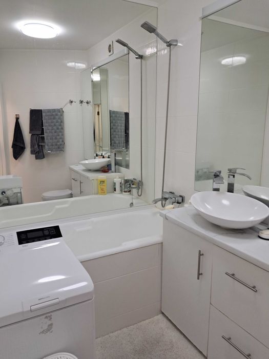 Продаж видова 1 кімнатної на Бажана 24/1