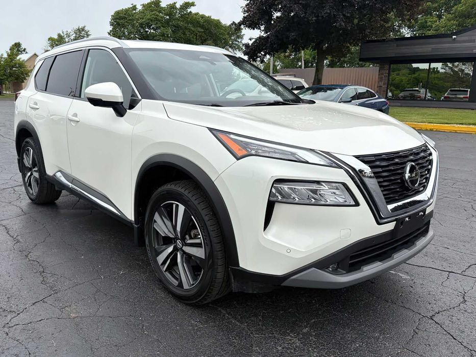 Nissan Rogue SL      2021