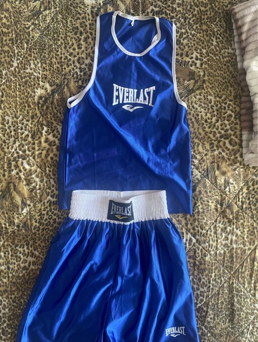 Боксерська форма.