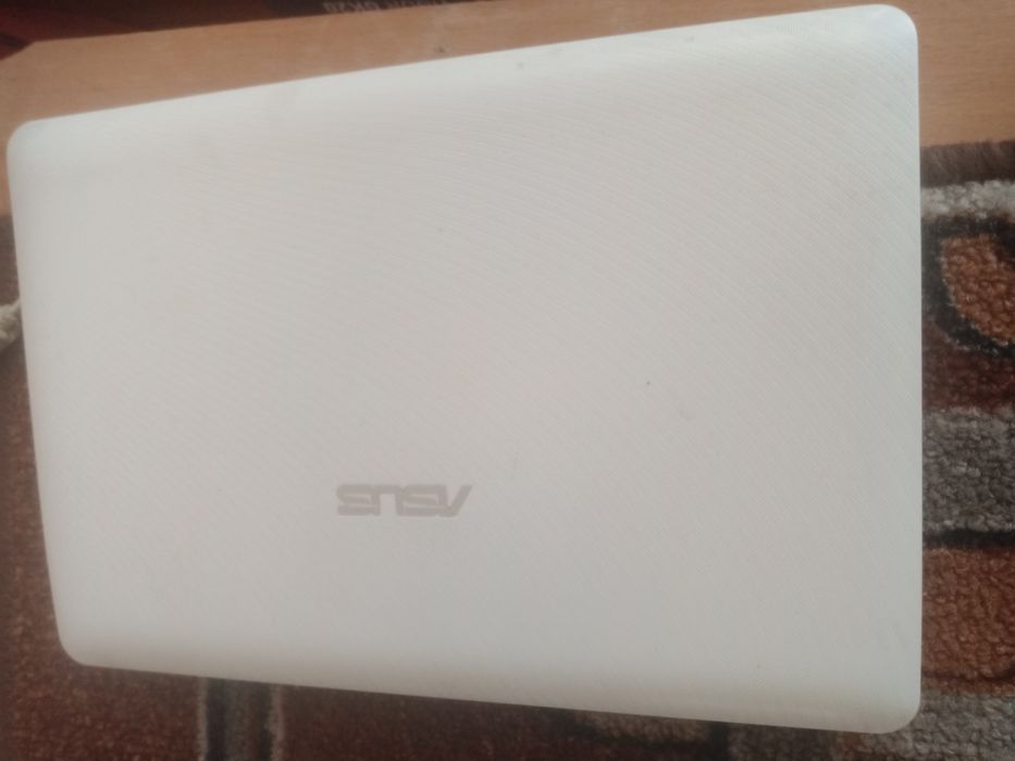 ASUS Eee PC-10158X