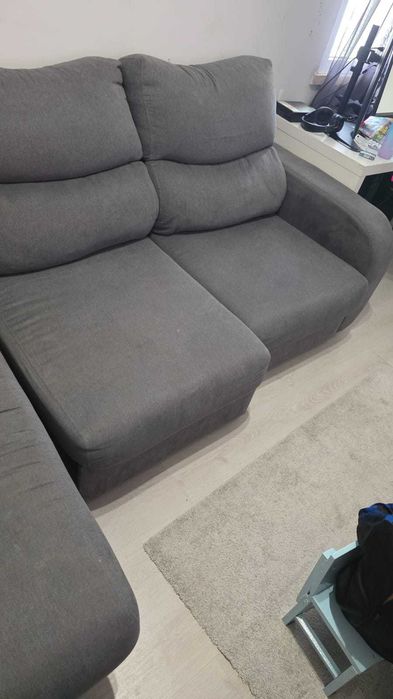 Sofá-cama de 3 lugares com chaise longue em tecido cinzento