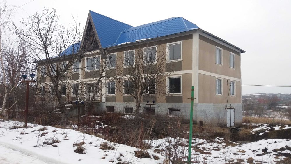 Продам отдельностоящее здание 902,70 м. кв
