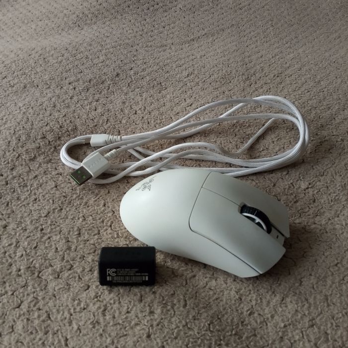 Myszka razer deathadder V3 pro biała