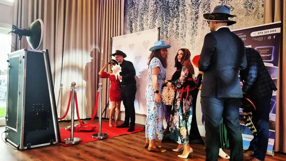 Fotolustro Fotobudka Imprezowe Zwierciadło