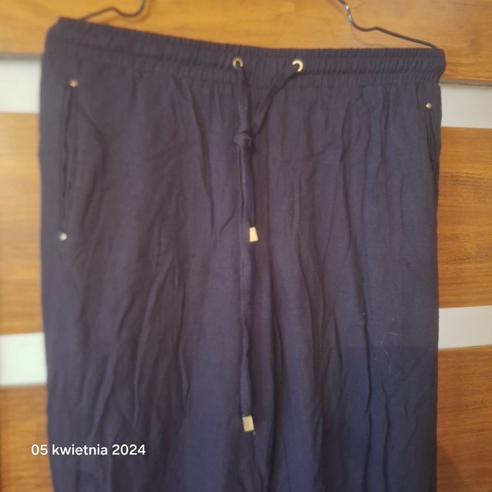 Spodnie damskie New Look rozmiar S 100%viscoza stan bardzo dobry