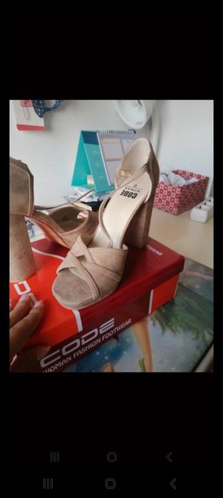 Sandálias 40 Code Beje
