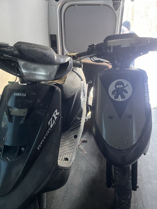 Розбираю два скутера ямаха некзон і ямаха са 12