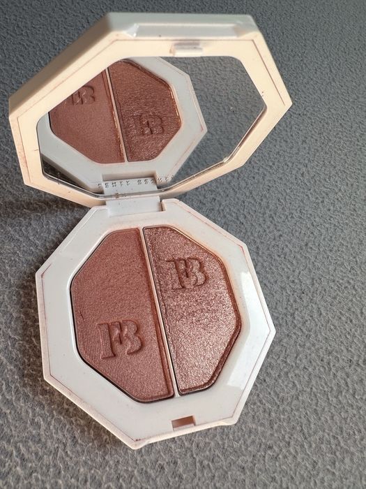 Rozświetlacz  Fenty Beauty 06  ginger binge moscow mule