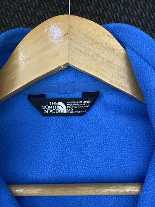 Синя кофта T.N.F