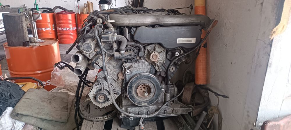 Двигун Audi Q7 , Tuareg 3,0 з битої машини