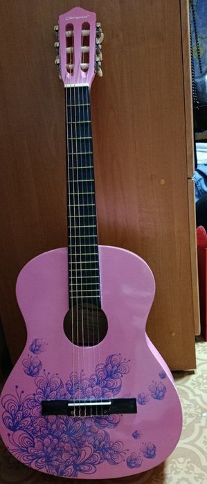 Гітара Cherrystone рожевого кольору