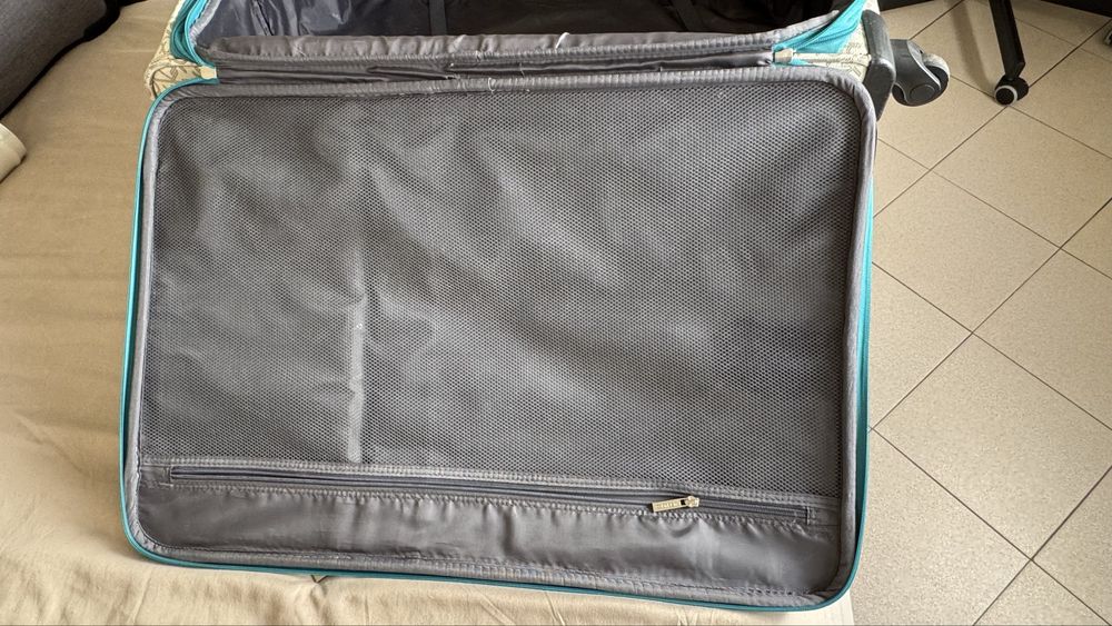 Mala de porão até 32kg 78 x 48 x 31 cm