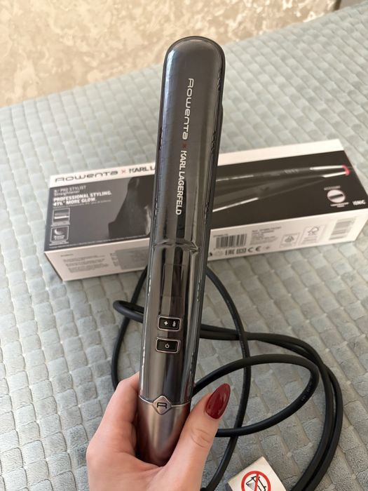 Плойка вирівнювач волосся