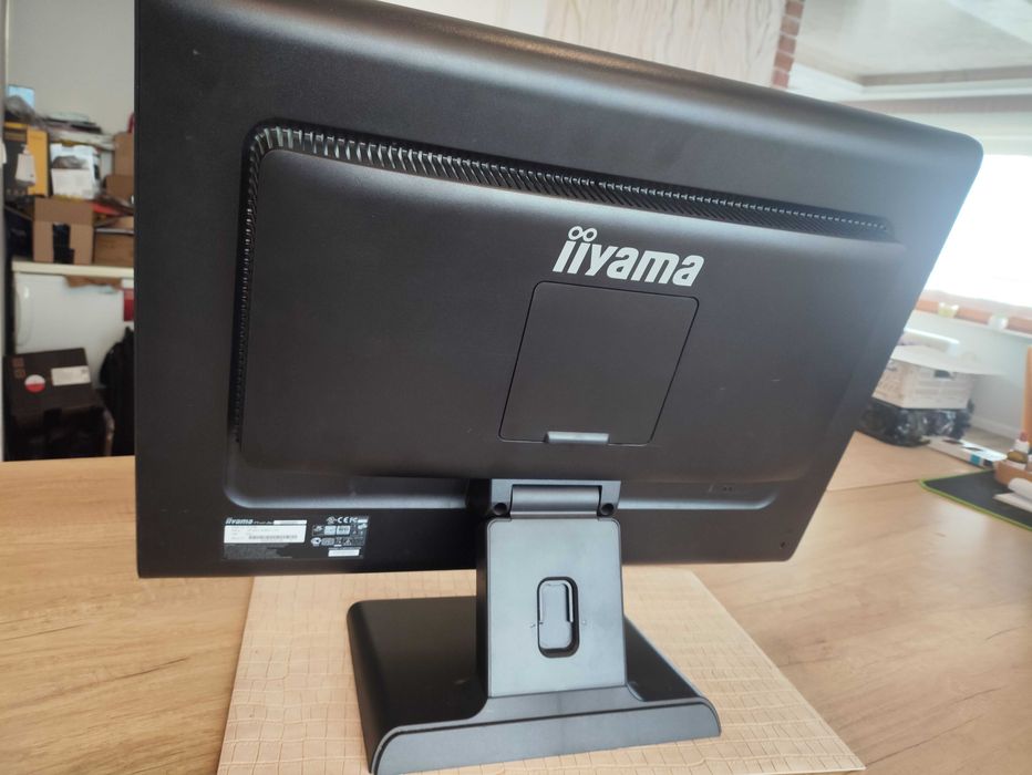 Monitor LCD IIYAMA 24" E2403WS 1900x1200 Wrocław
