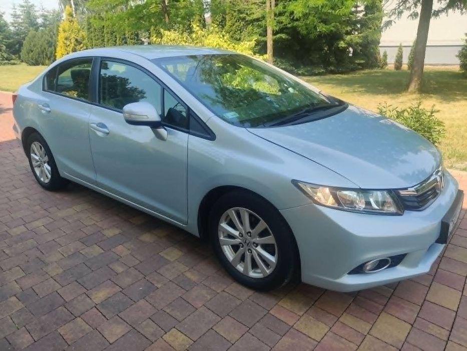 Honda Civic Honda Civic 1.8 sedan mały przebieg, krajowy
